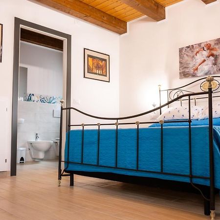 مبيت وإفطار كوماكيو La Casa Di Santino المظهر الخارجي الصورة