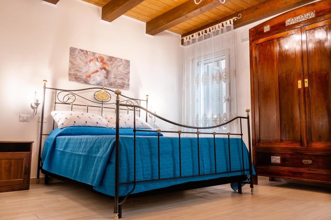 مبيت وإفطار كوماكيو La Casa Di Santino المظهر الخارجي الصورة