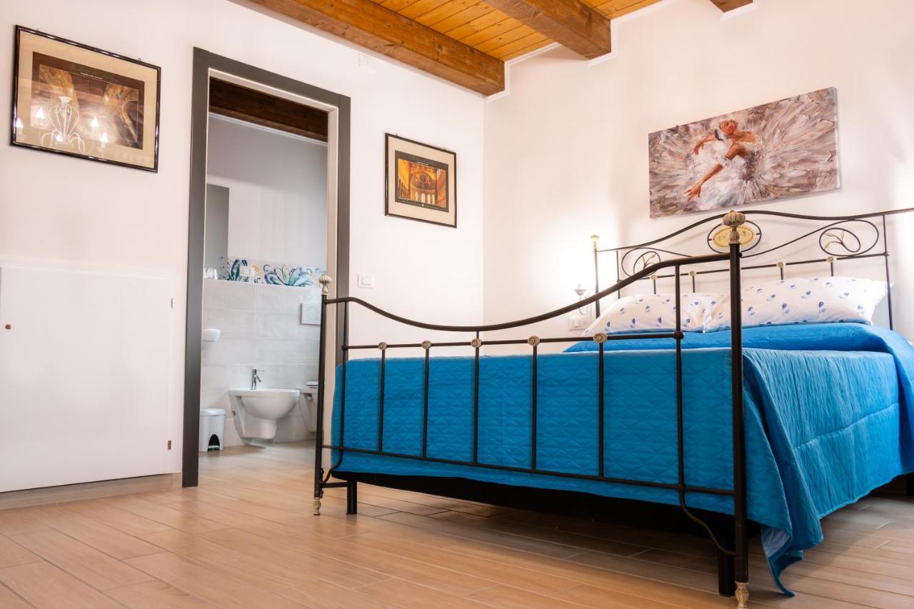 مبيت وإفطار كوماكيو La Casa Di Santino المظهر الخارجي الصورة